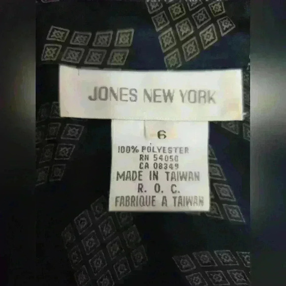 JONES NEW YORK  vintage blouse. Size 6 - Picture 7 of 8